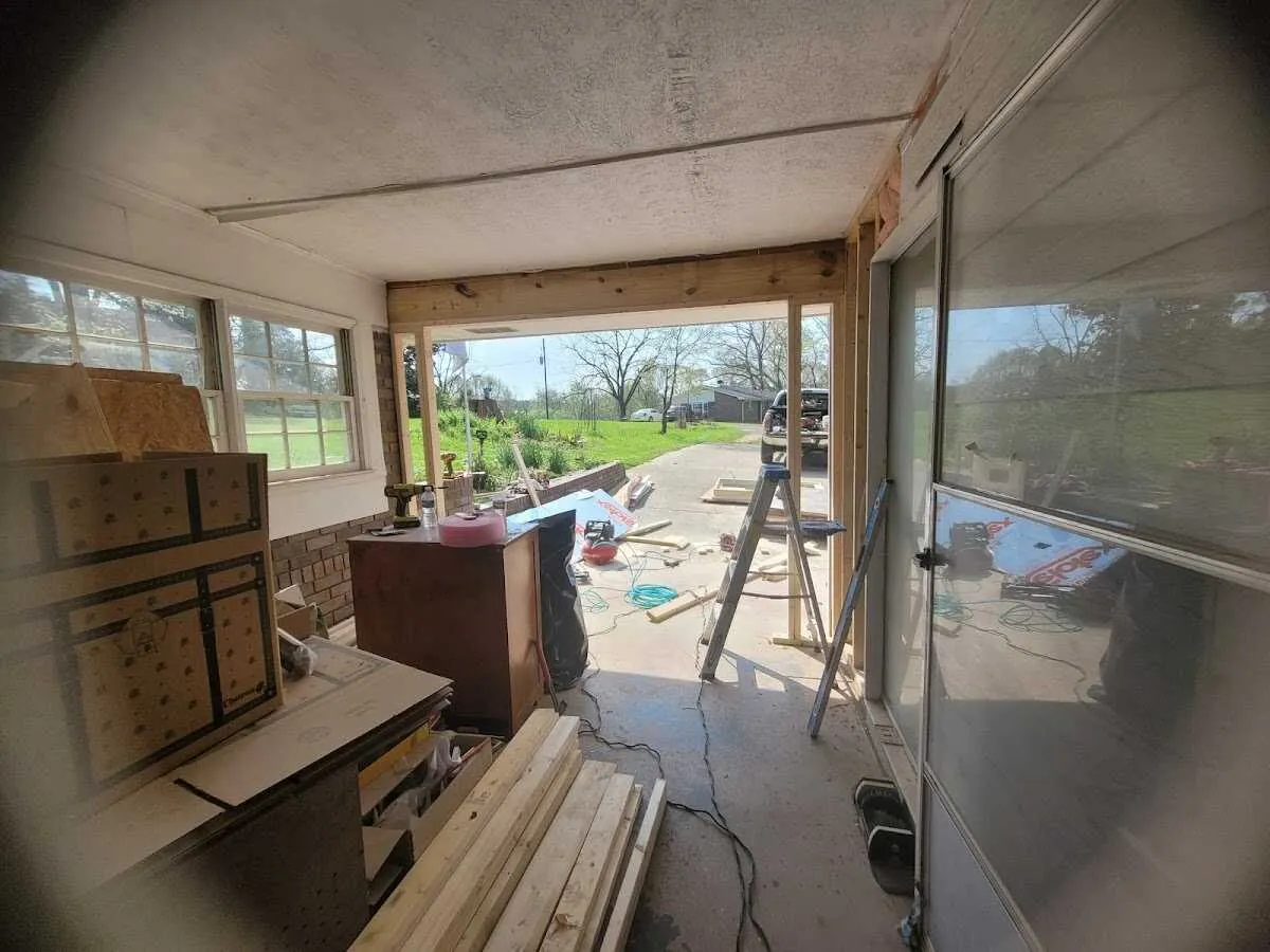 Air movers and dehumidifier for Water Mitigation Services in Holyoke